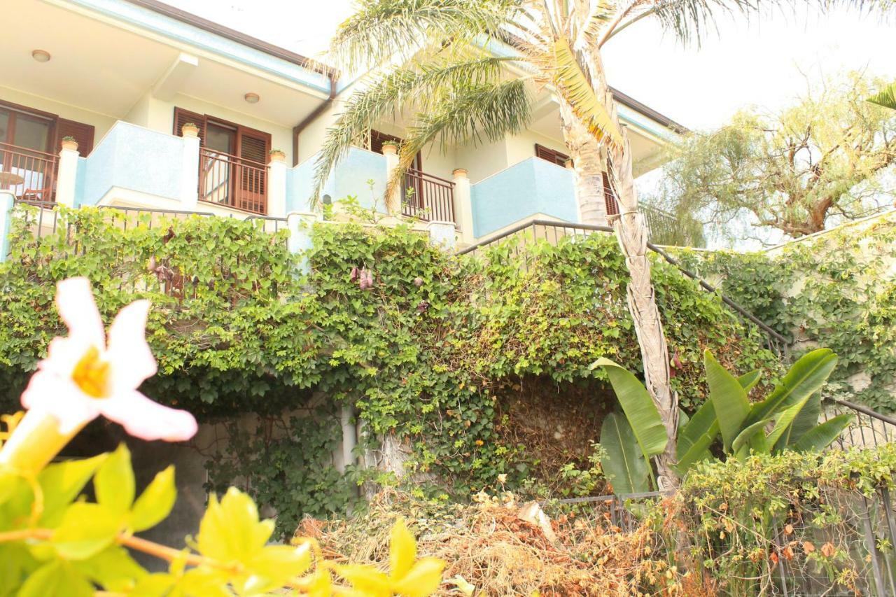 Villa I Minnulareddi Giardini-Naxos Extérieur photo